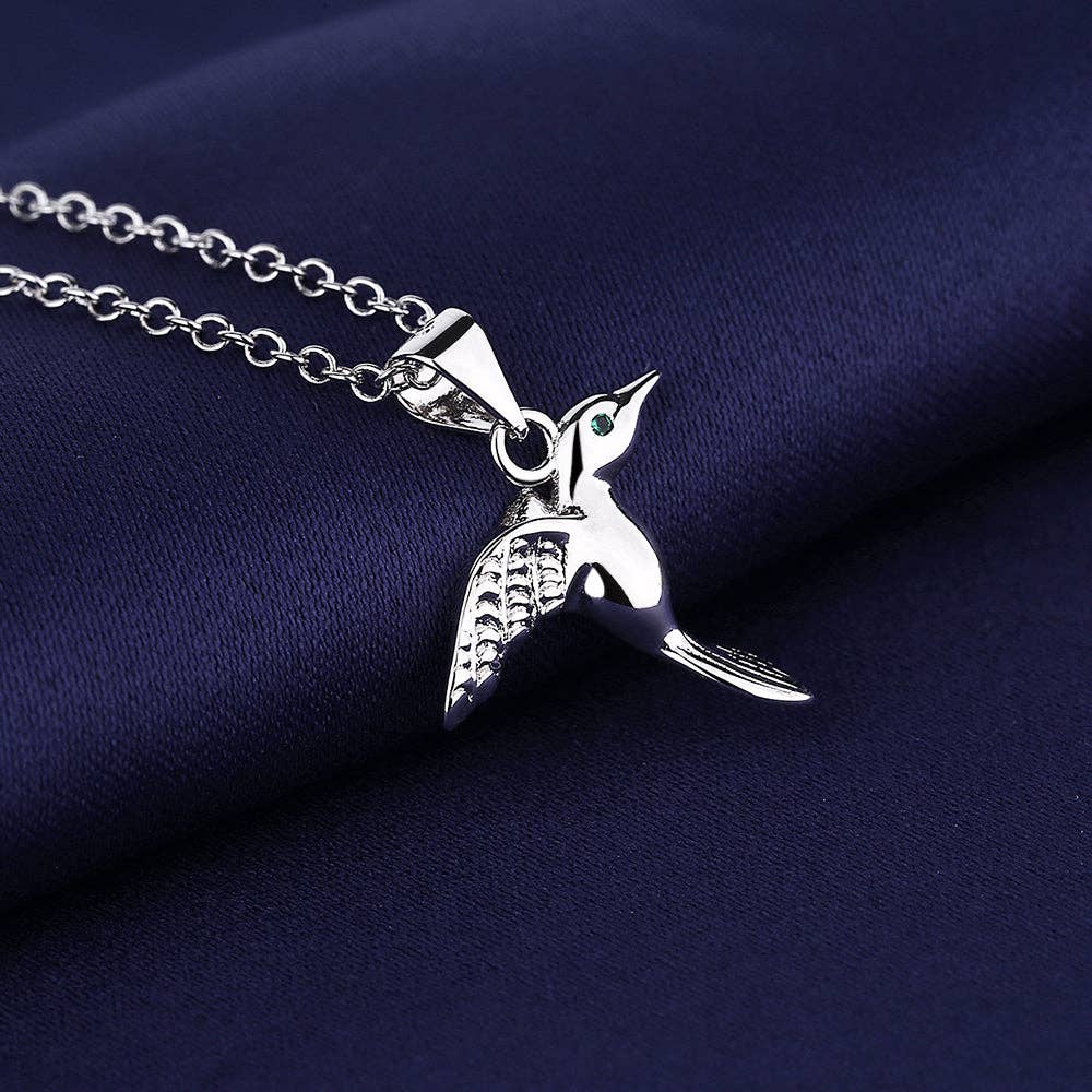 Amy and Annette - Wholesale Pendant/Charm Necklace - Sterling Silver Emerald Humming Bird Pendant Necklace1
