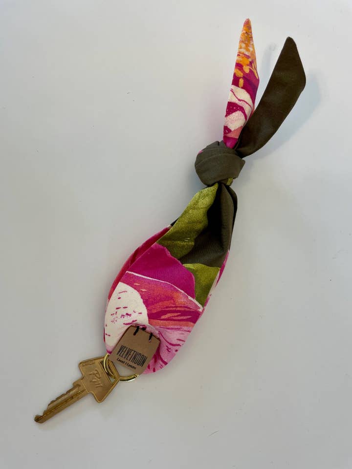 KeyCuff Rose for wholesale by Velvetnoon