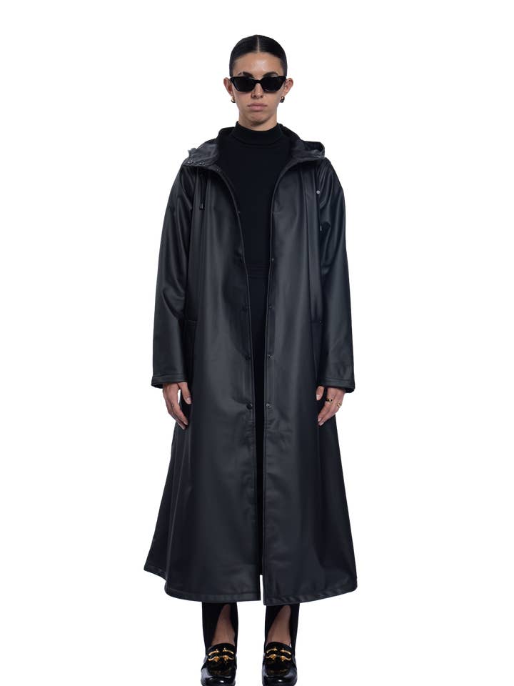 Longliner Coat Black for wholesale by Baxter Wood Company