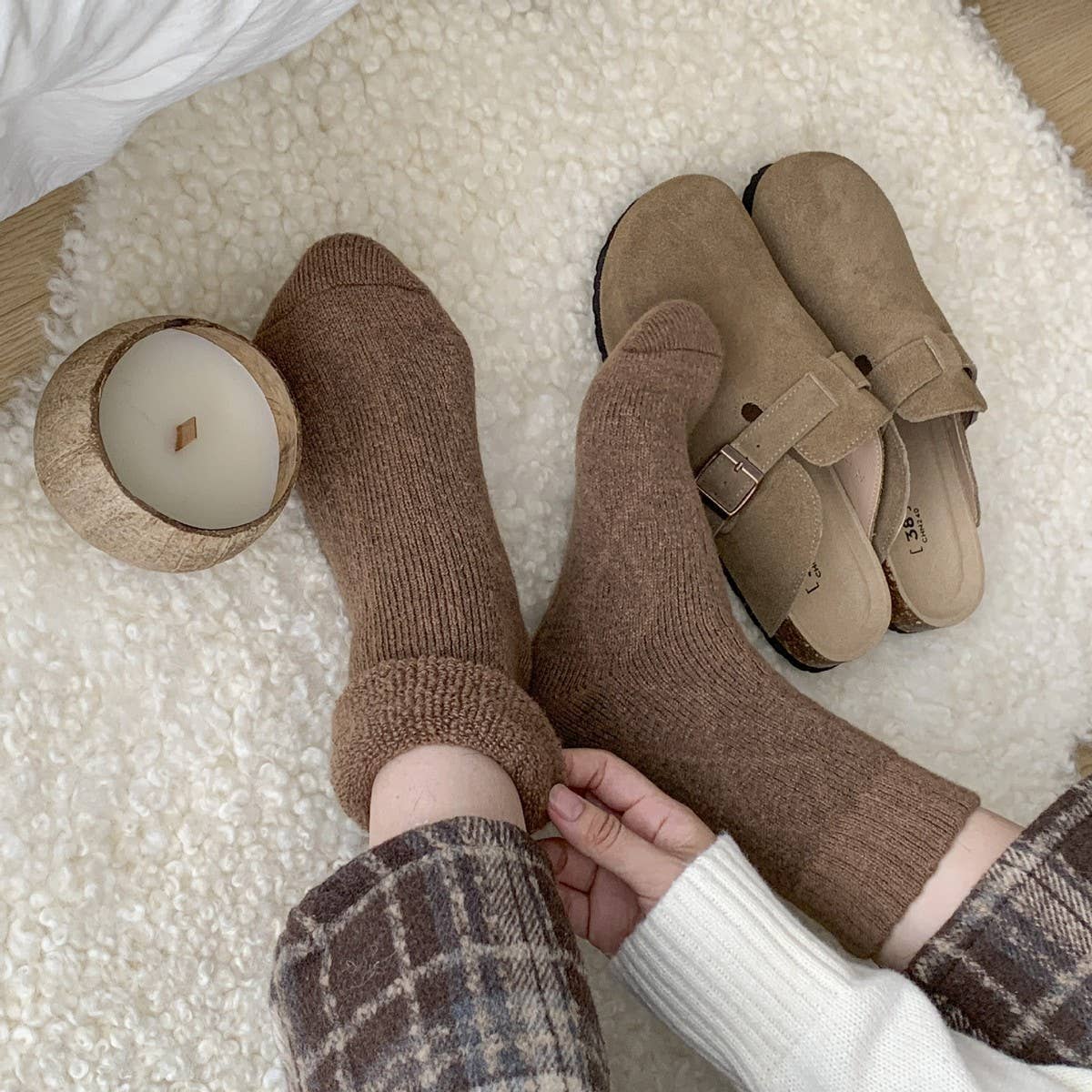 ACCITY - Wholesale Socks - Women's - Diamond Knit Socks Women Retro Warm Winter_CWMS028728