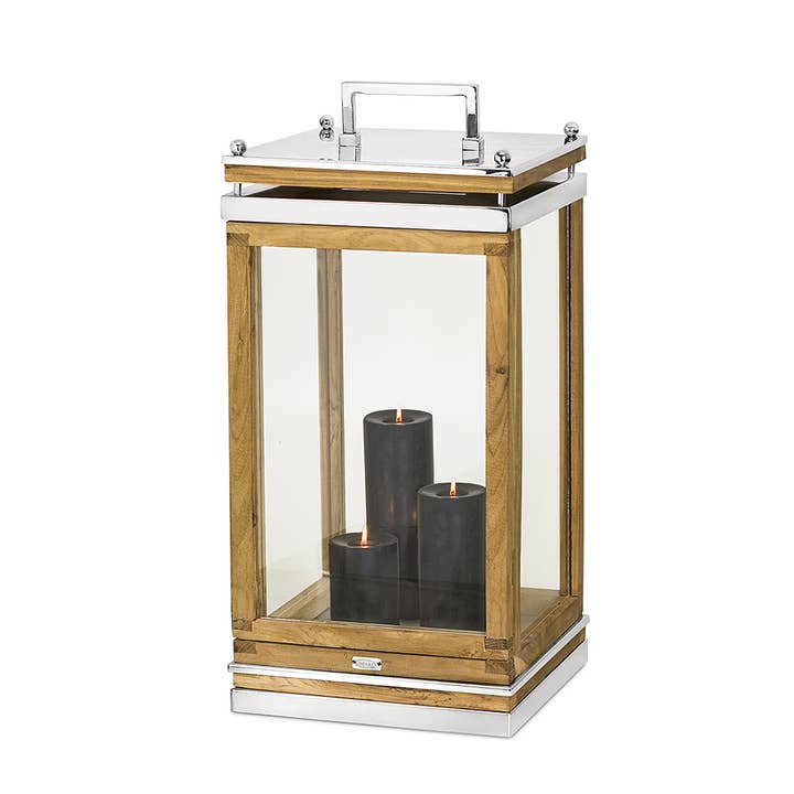 Lanterna Huntsville com alça, madeira com acabamento niquelado brilhante e aço inox, altura 66 cm por atacado de EDZARD