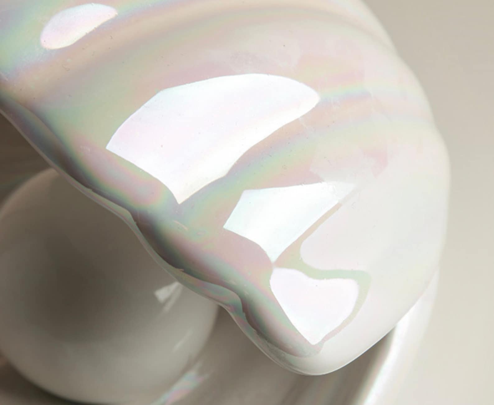 Green Pastures Wholesale - Wholesale Decorative Tabletop Object - Pearl Decor Shell Jewelry Tray and Table Lamp9