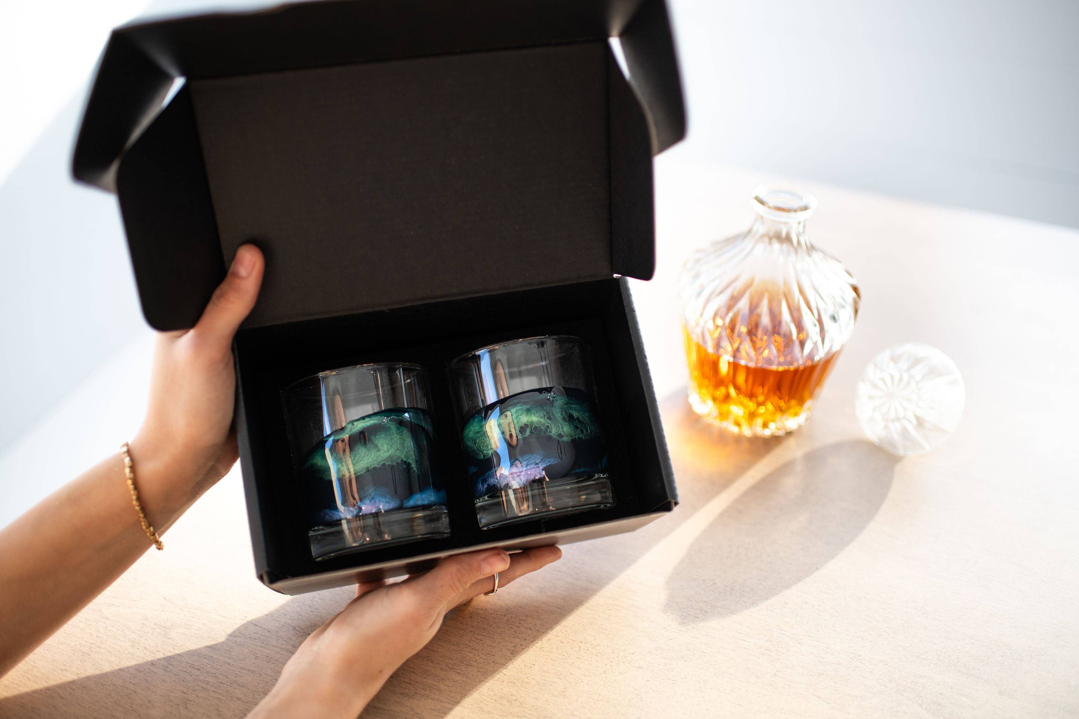 Lynn & Liana Designs - Wholesale Cocktail/Liquor Glass - NEW!!! Resin Coated Old Fashioned Whisky Glasses -NO TARIFFS20