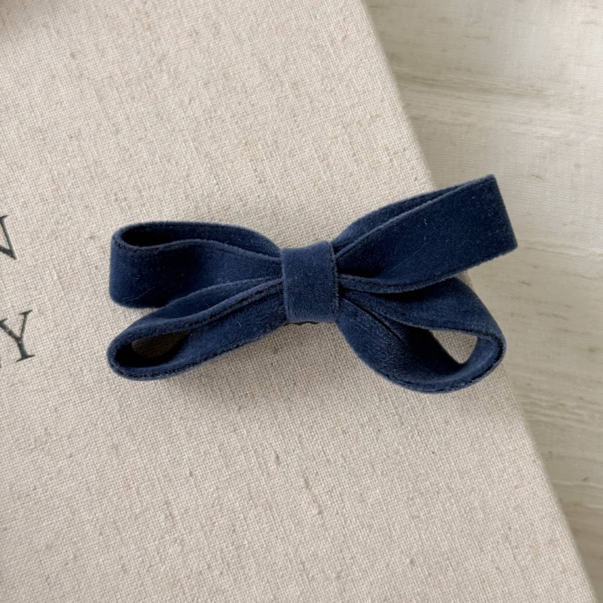 ACCITY - Wholesale Hair Clip - Women's - Velvet Bow Hair Clip Sweet Side Bang Pin_CWAHA078152