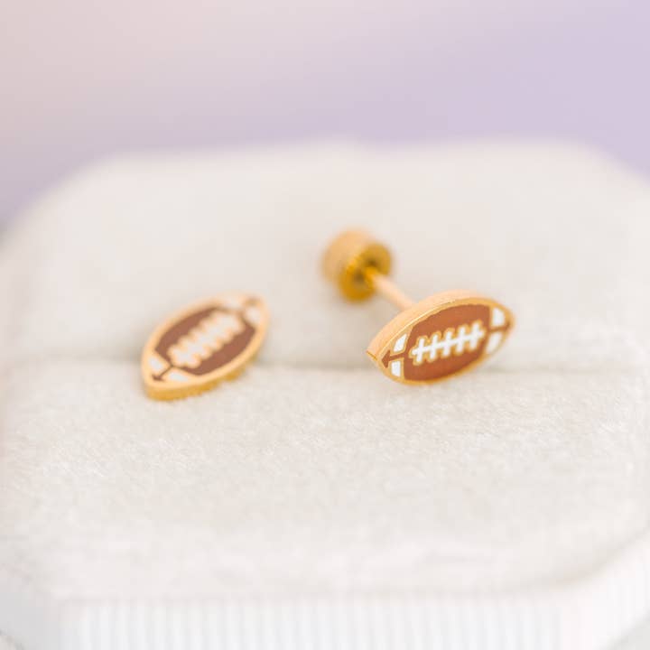 Football pour la vente par Pierced Co