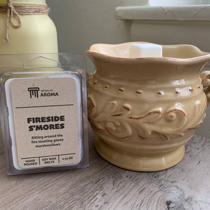 Fireside S'mores soja vax smälta för wholesale av When In Aroma Candle Company