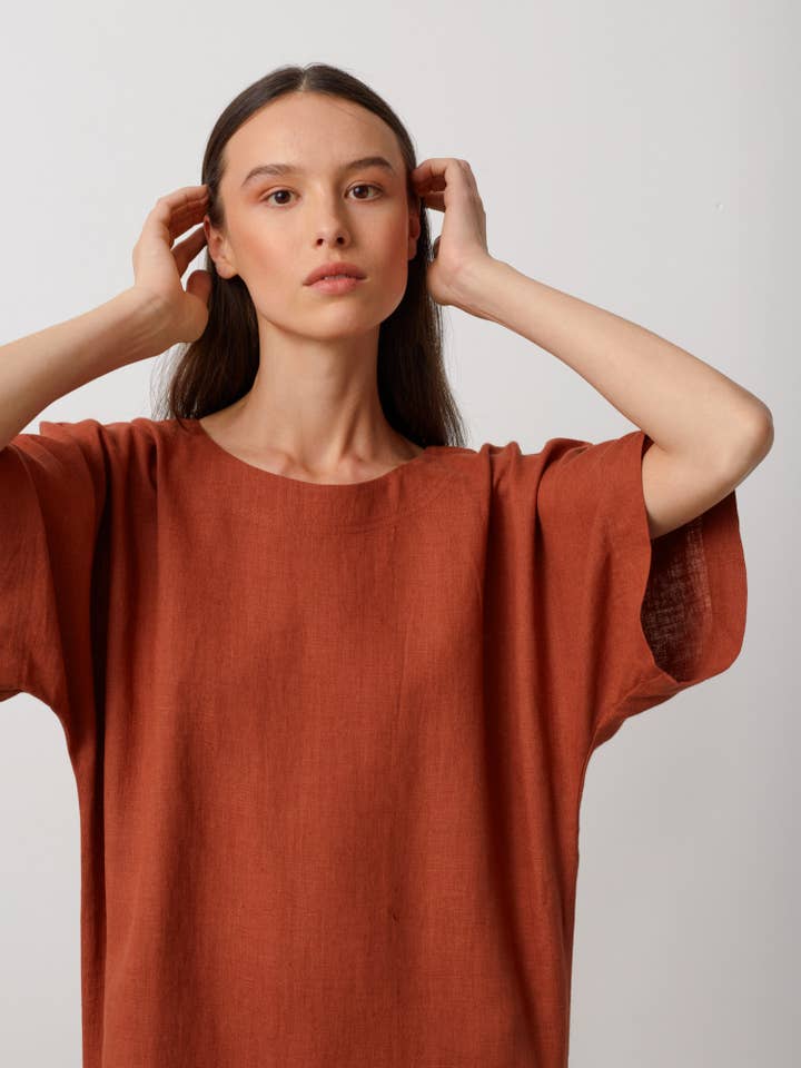 Abito midi in lino Olivia per la vendita all'ingrosso da parte di Love and Confuse