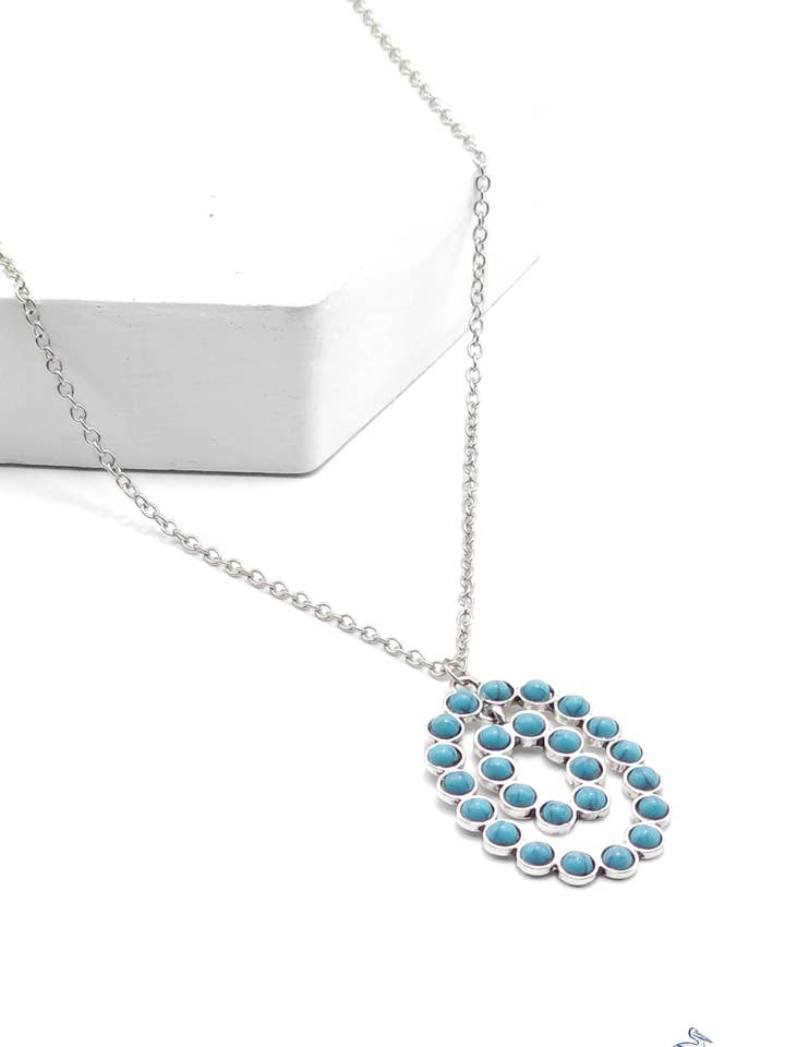 Sérénade du Crépuscule - Collier Bleu pour la vente par Sunset Marsh LLC