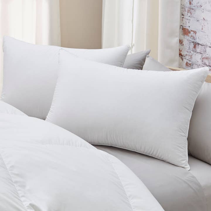 Down Decor - Vente Oreillers - Coussin en duvet de luxe — Tissu Batiste — Douceur ultime0