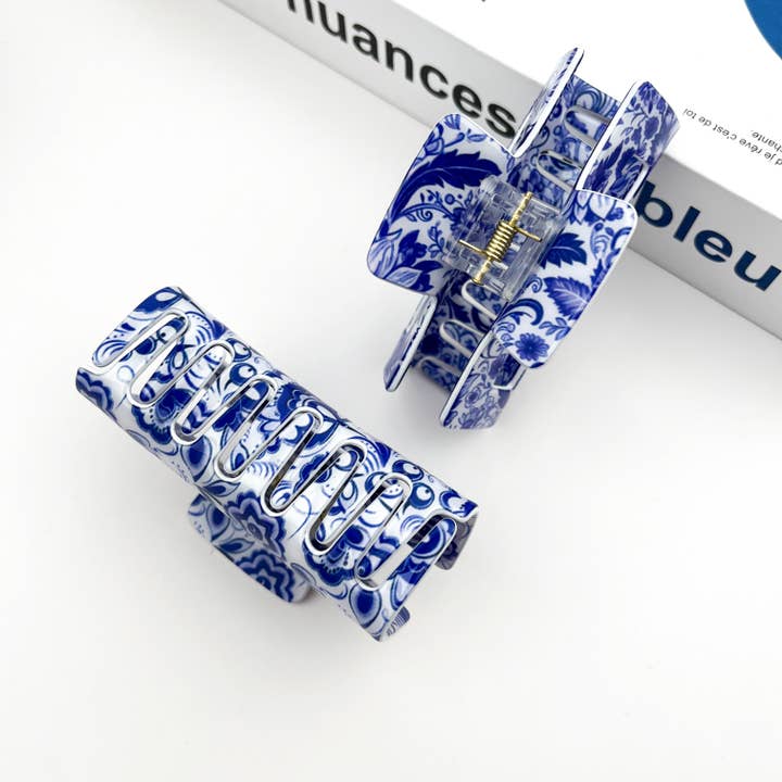 TheDivaSoap - Wholesale Hair Clip - Women's - Blue and White Porcelain Pattern Hair Claw Clip2