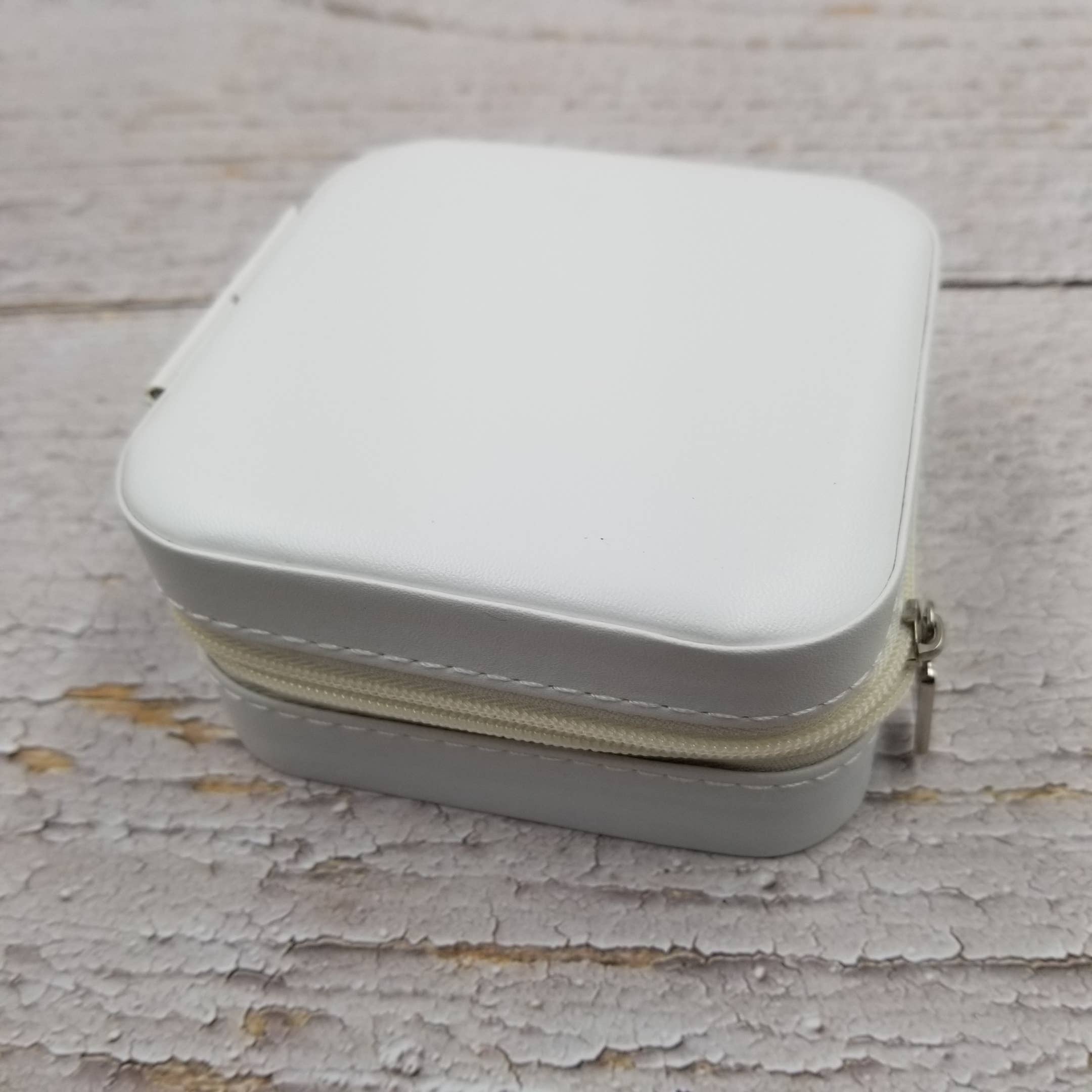 Treasure Wholesale – wholesale Jewellery box/organiser – Leather Jewelry Box With Zipper Organizer Box3