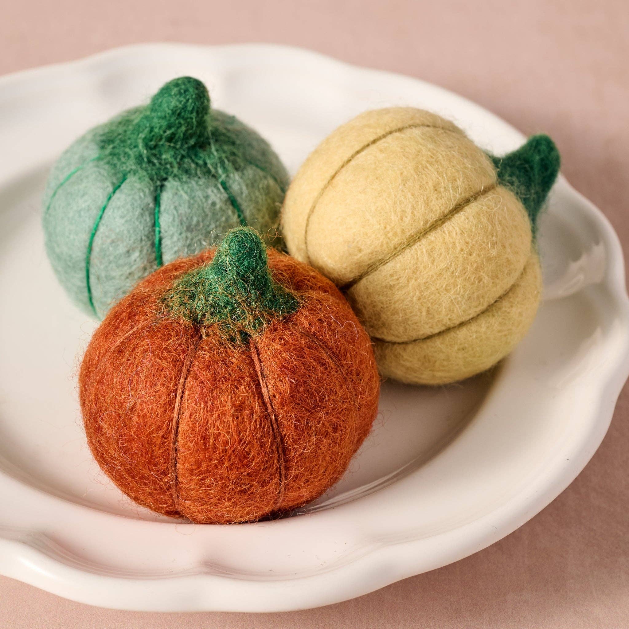 Ten Thousand Villages - Wholesale Bar Soap - Sapha Pumpkin Shaped Felted Soaps0