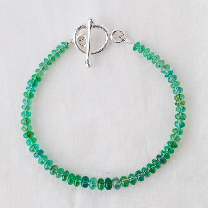 Bracciale Splendore di Smeraldo Naturale – Gemme Verde Vivid con Chiusura in Argento Argentium per la vendita all'ingrosso da parte di LoveGem Studio LLC