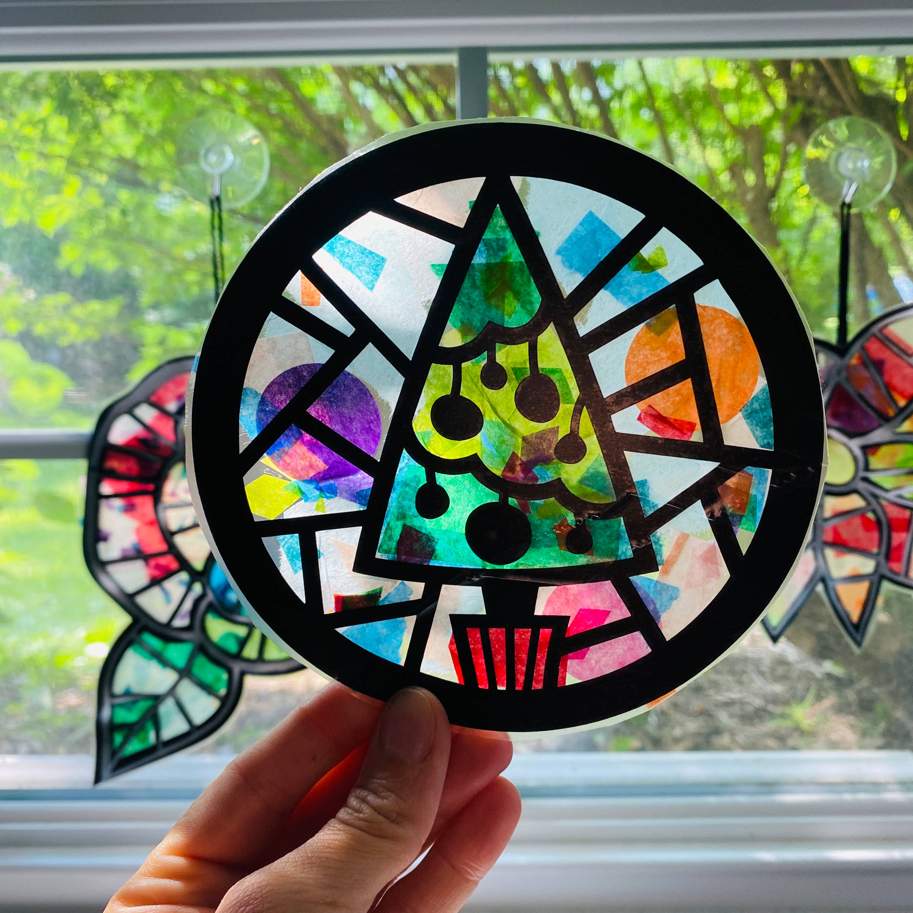 Punch of Color - Wholesale DIY Craft Kit - Kids - Holiday Tree Suncatcher Kit4