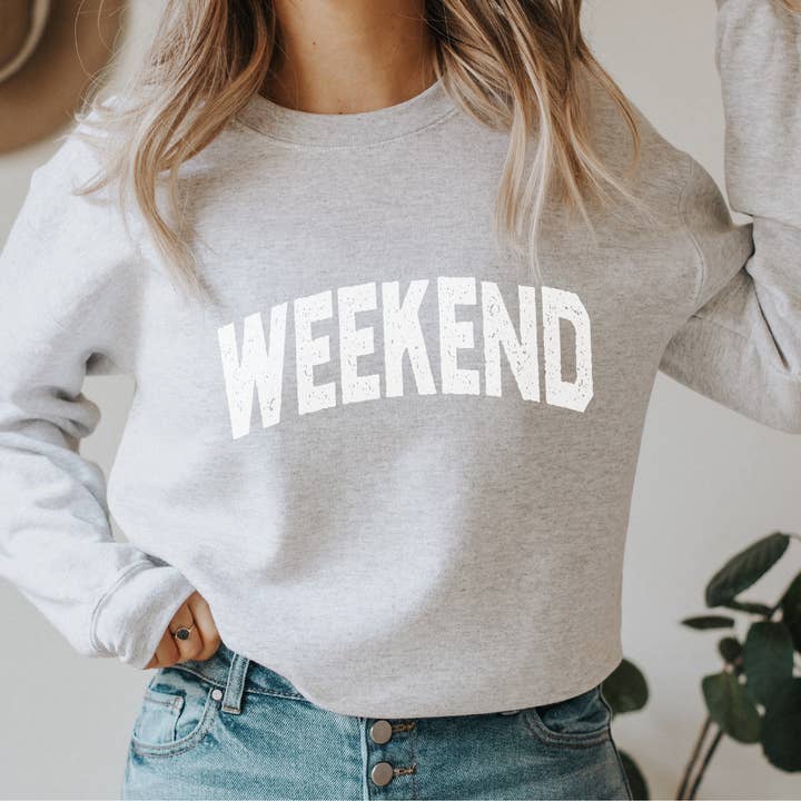 Three Girls Shop - Wholesale Graphic Sweatshirt - Women's - WEEKEND Fleece Graphic Sweatshirt 4