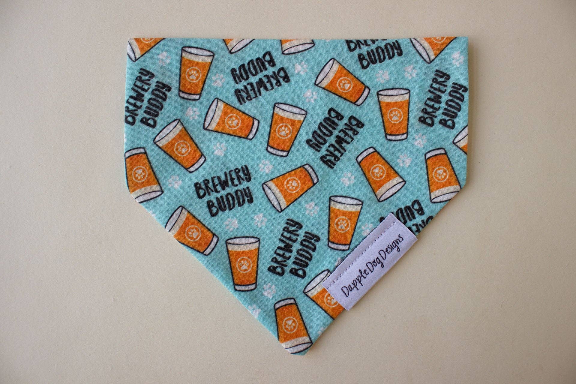 Dapple Dog Designs - Venta al por mayor Bandana - Perros - Bandana Brewery Buddy para uso diario para perros1