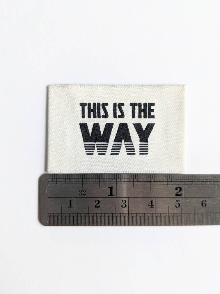 Intensely Distracted – Großhandel Bastelzubehör – Das ist der Weg | Gewebte Luxe-Labels3