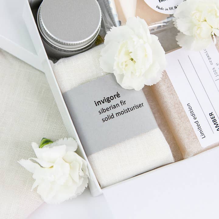 Marigold Charms - Wholesale Bath & Body Set - Luxury Organic Letterbox Spa Gift Set