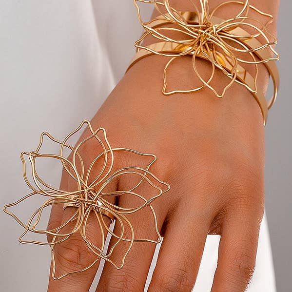 Flower Shape Bracelet Accessories + Rings Accessories for wholesale by FurDecoration