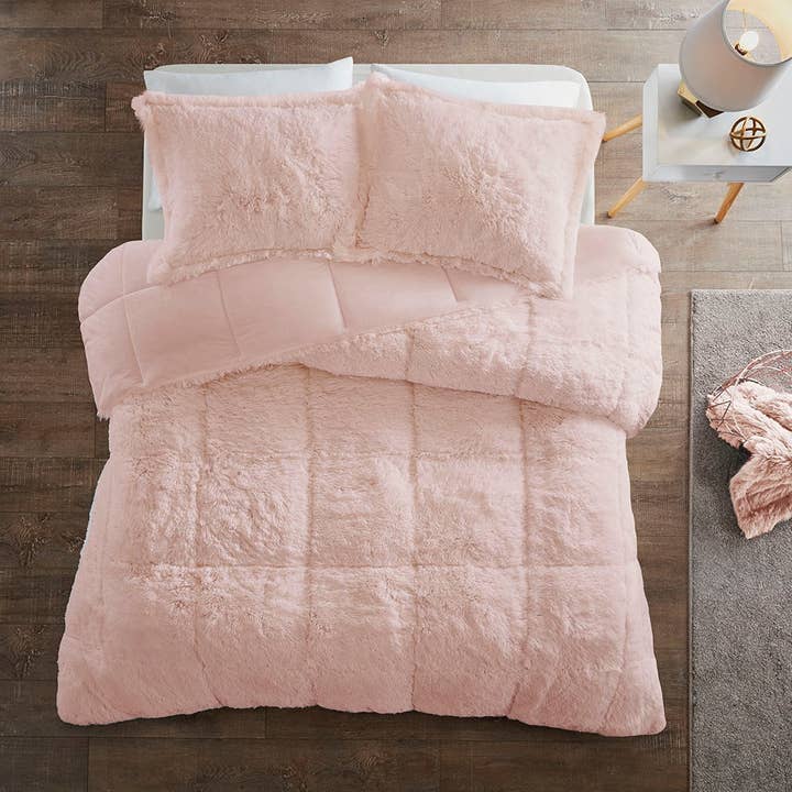 Olliix - Wholesale Bedding Set - Shaggy Fur 3-Piece Comforter or Duvet Cover Set, Pink2