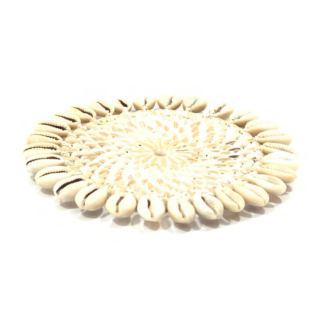Dewi Lifestyle - Wholesale Coasters - Rotan coaster with cowry shells2