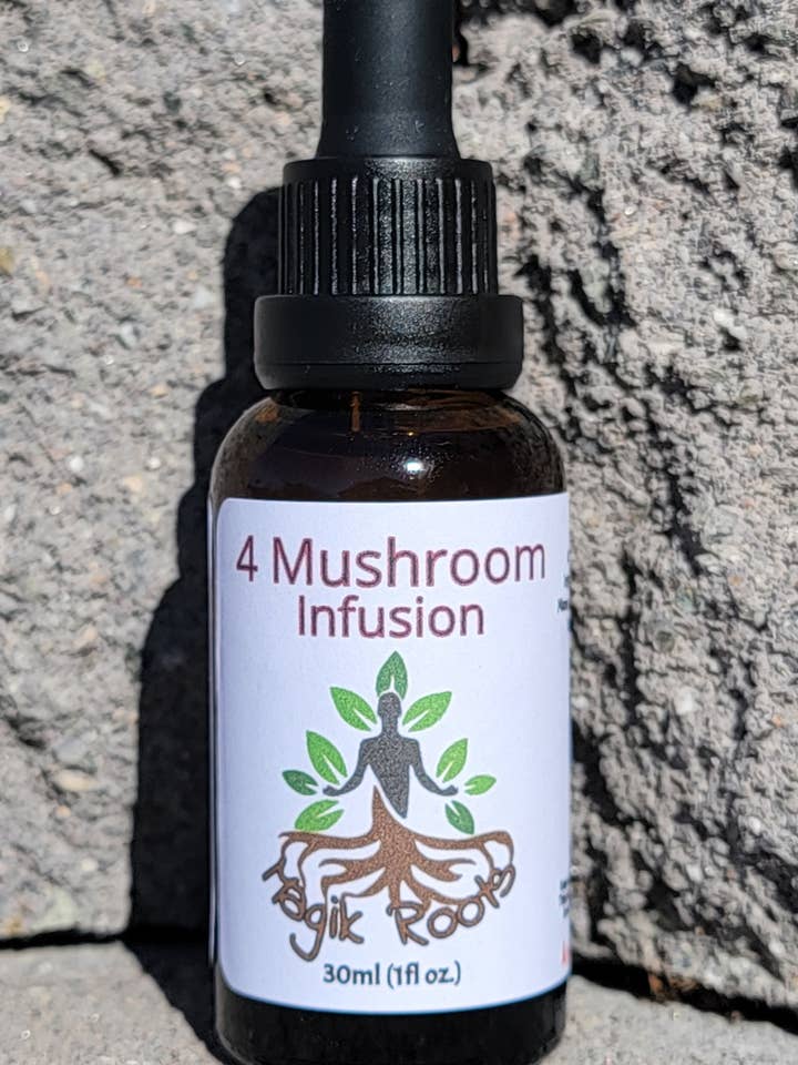 Infusion d'huile de champignon 4 1oz. (Corps fructifère) pour la vente par Magik Roots