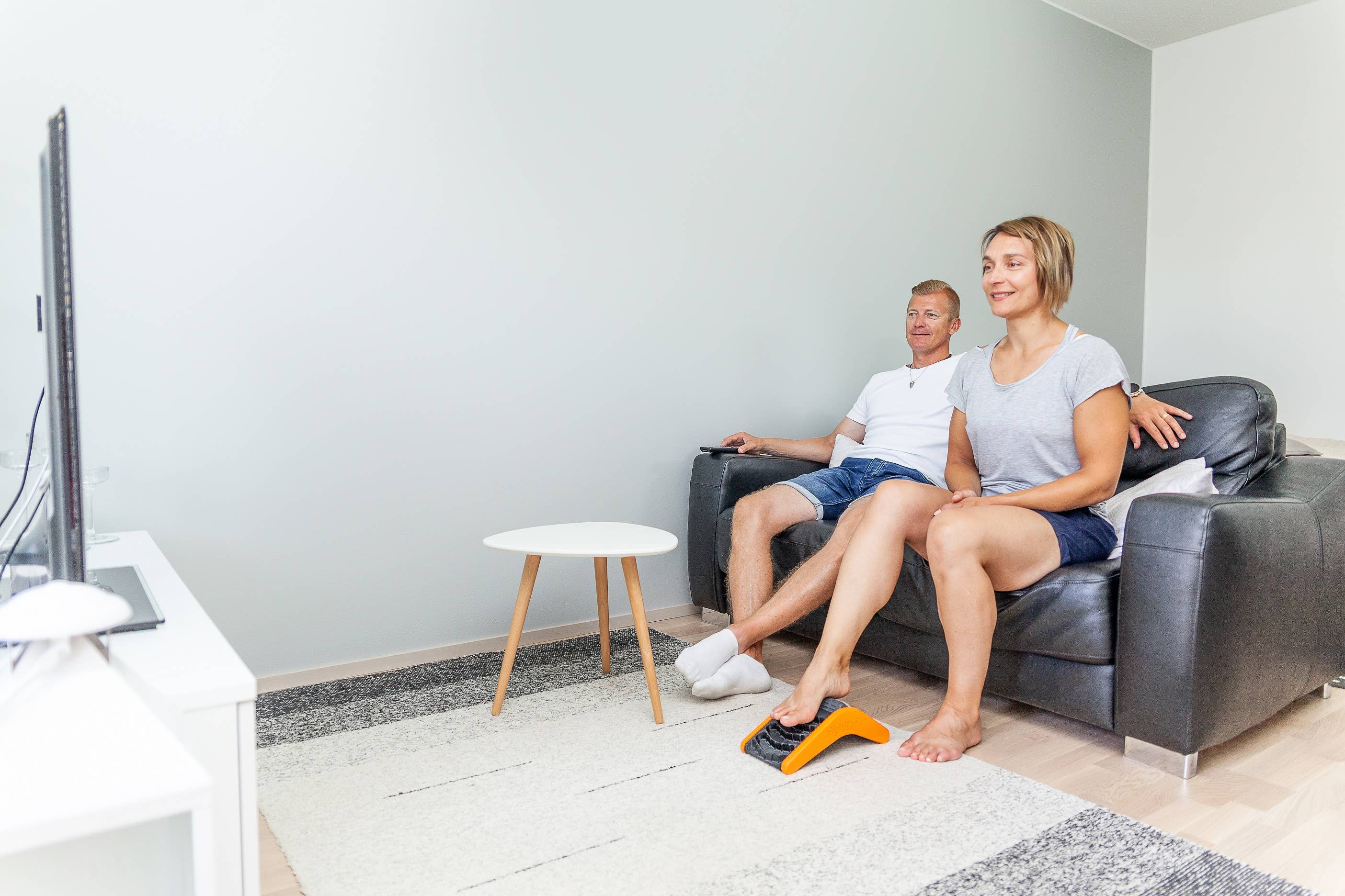 XTKare LLC - Wholesale Fitness Equipment - 5-in-1 Foot Care Trainer for Plantar Fasciitis1