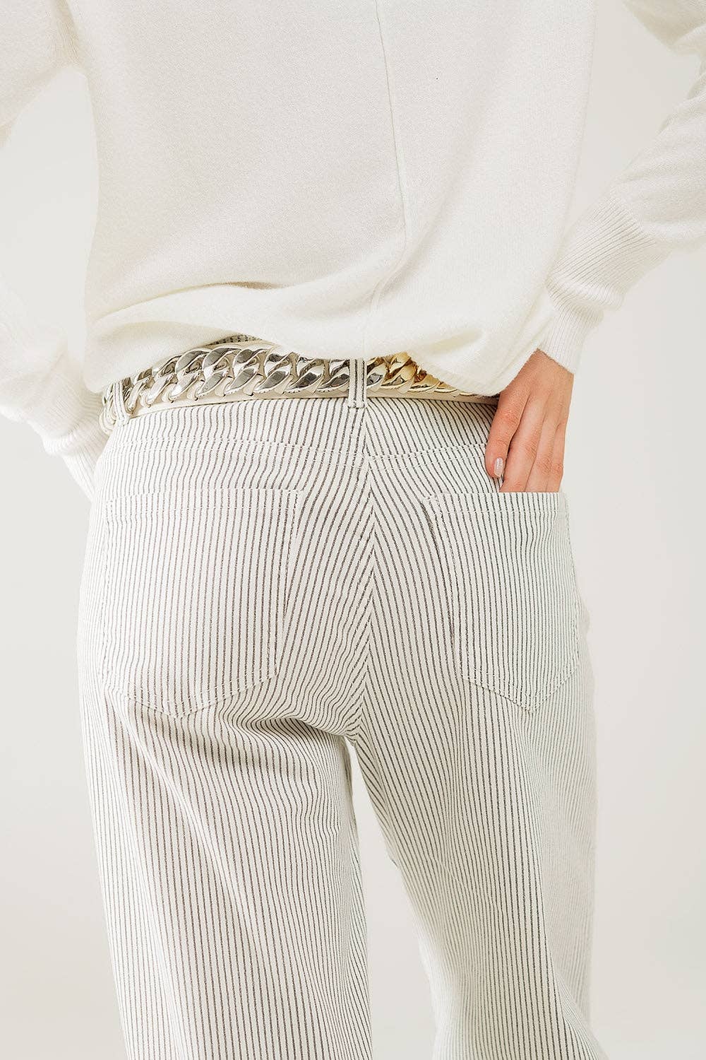 White Striped pants with a straight leg in a stretch fabric for wholesale on Faire4