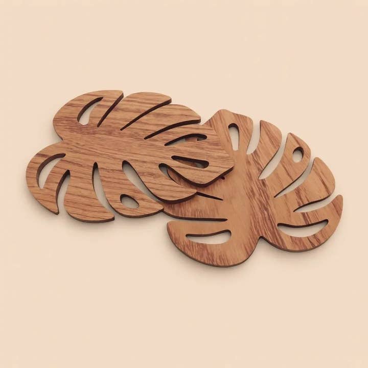 Monstera Bordskåner Sæt i Træ (Sæt af 4) for engroshandel hos Asjeblief