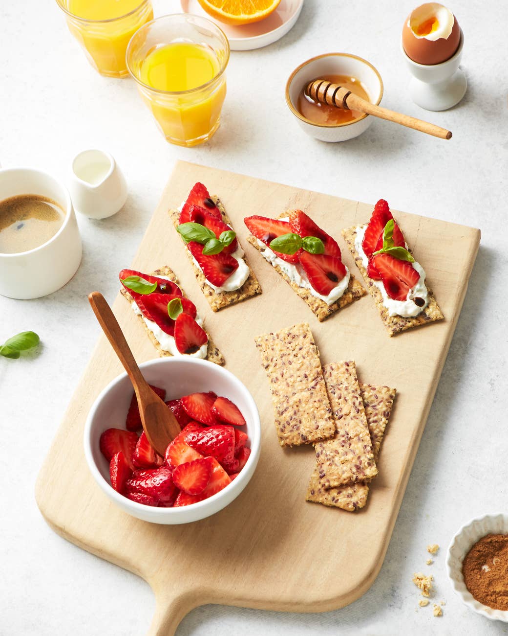 Hungry Bird Eats - Wholesale Crackers - Multi-Seeds + Oregano - Nordic Crisps Box4