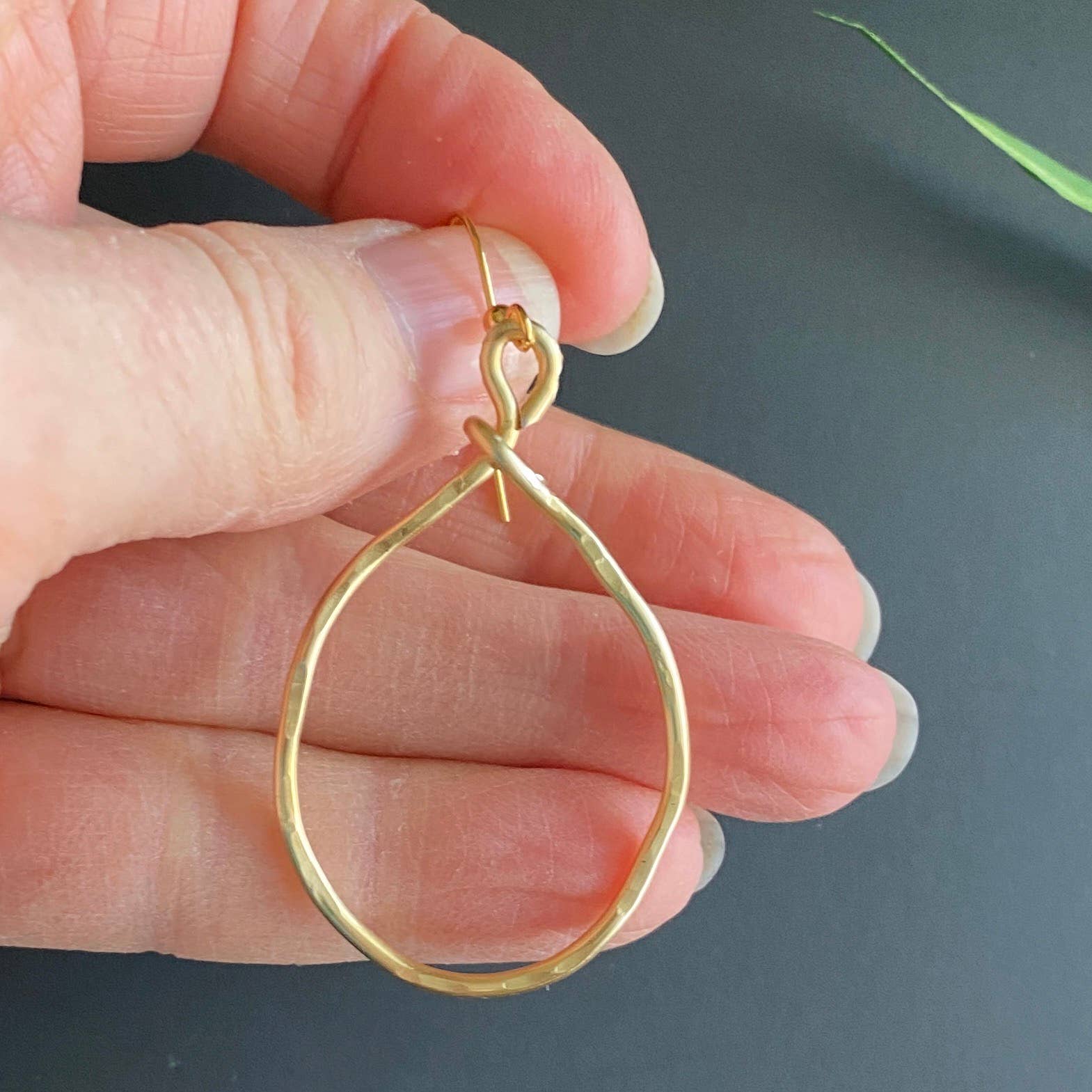 Marble Designs Jewelry - Wholesale Hoop Earrings - Gold  Hammered Wavy Oval Hoop Earrings3