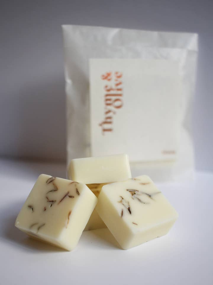 Thyme & Olive Soy Wax Melts for wholesale by Sloom