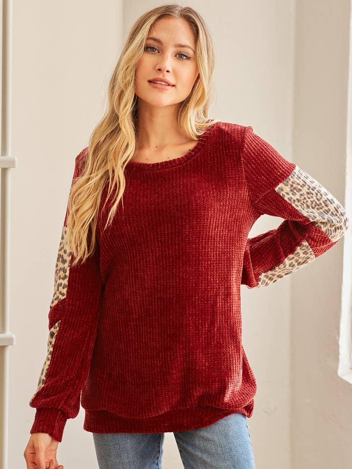 MST1234-01 Pullover aus Samt mit dickem, farblich abgesetztem Tiermuster für den Großhandel von Moonshot Clothing