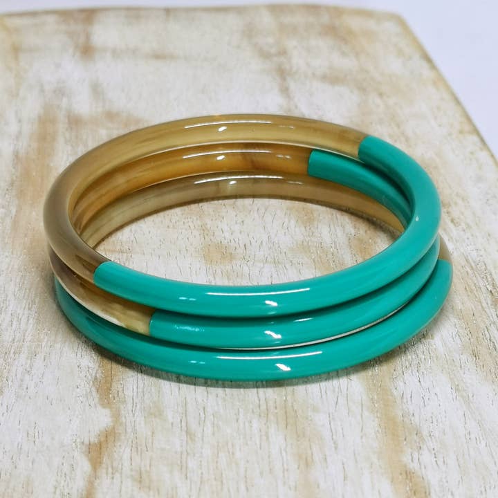 Brick horn bangle for wholesale by Nayda Diaries