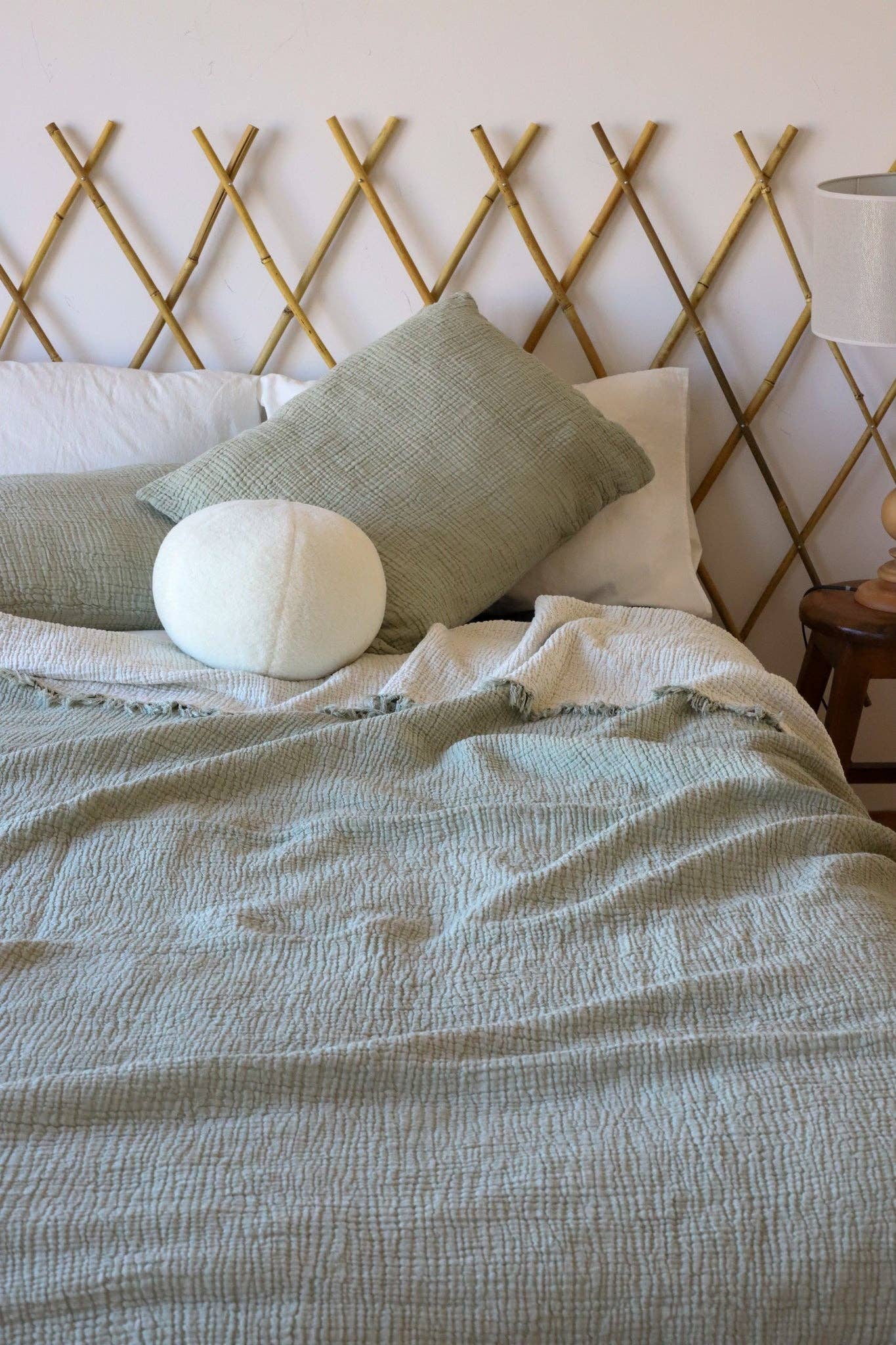 Naturloom - Wholesale Bedding Blanket - GOTS Certified Organic Muslin Blanket, Sage Green Bedspread, Lightweight Gauze Quilt, King Size Cotton Throw, Boho Bedding5