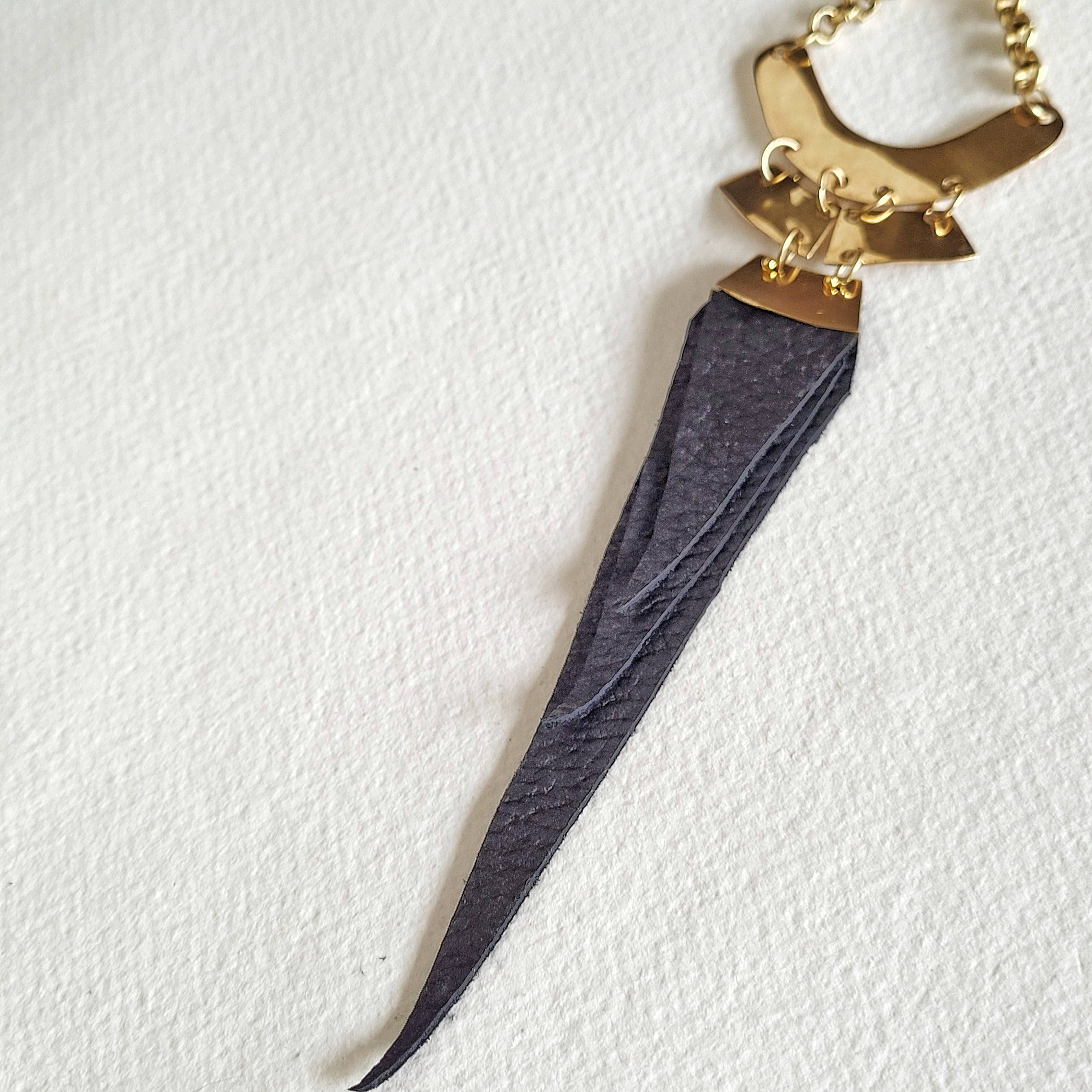 Bisjoux - Wholesale Dangle Earrings - Brass leather feather earrings disconnected chandelier bold3