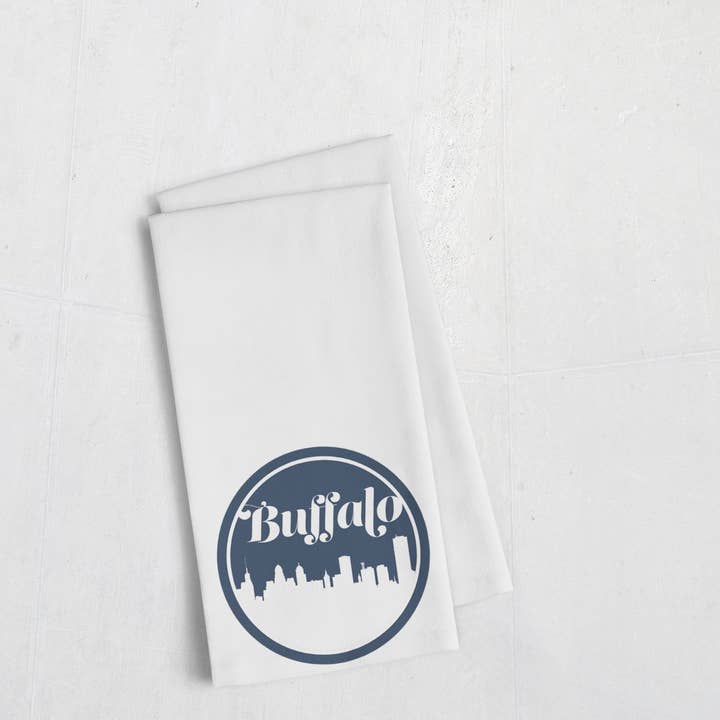 Buffalo New York retro skyline handdoek | Meerdere kleuren voor wholesale door Paperfinch Design