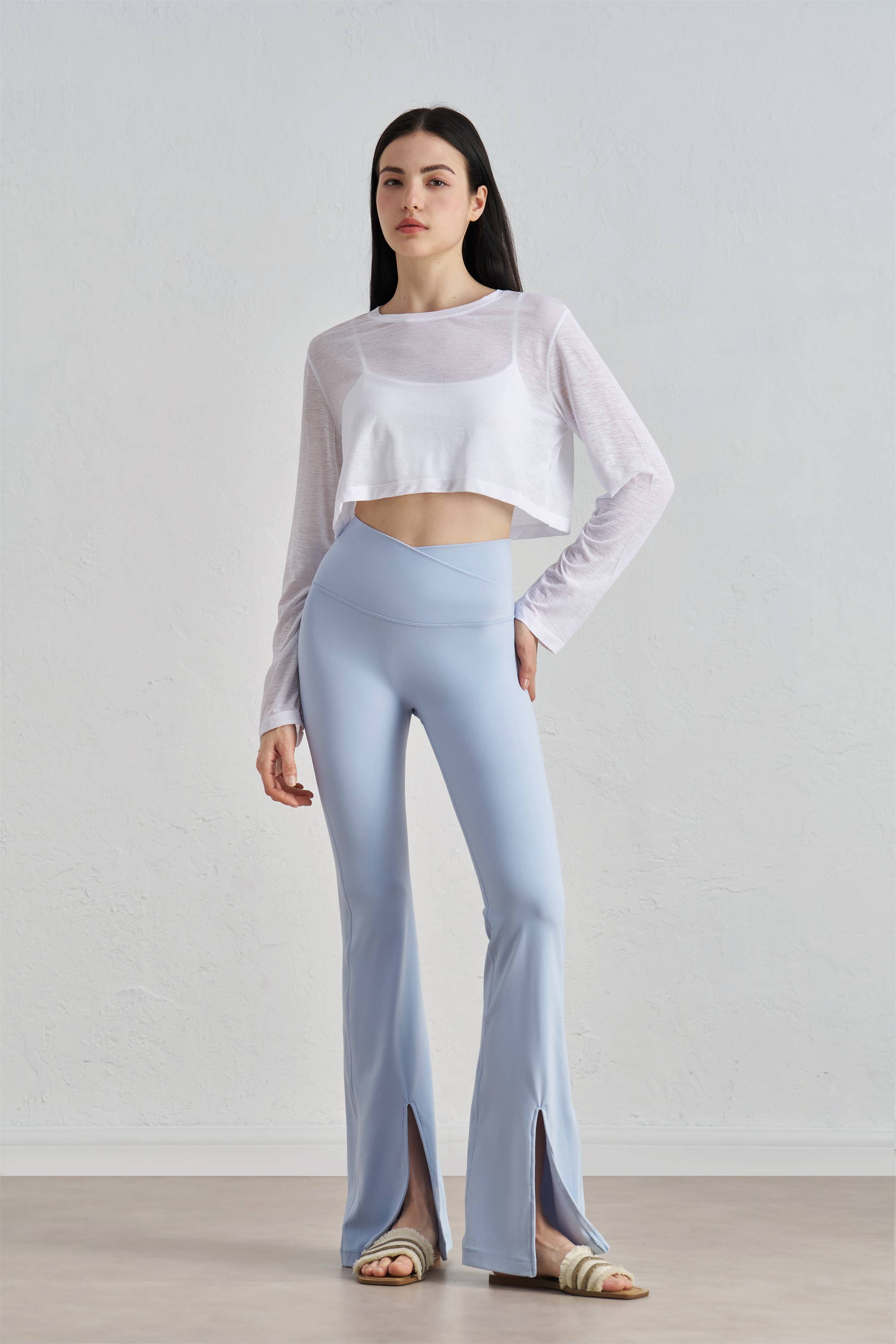 91thelabel - Wholesale Gebreide top - Dames - Lucia Sheer Lange Mouw Verkorte Cover-Up6