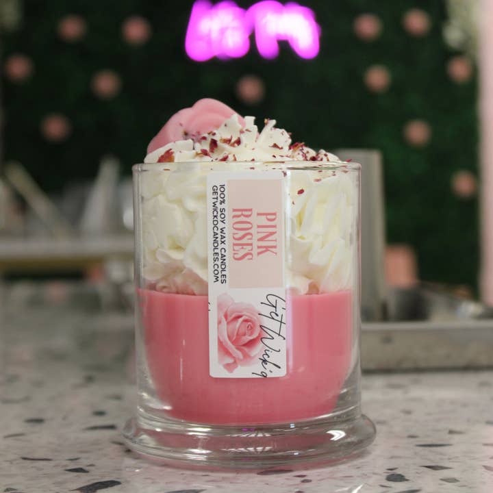 Vela de Rosas Rosas para venta al por mayor de Get Wick'd Candle Co.
