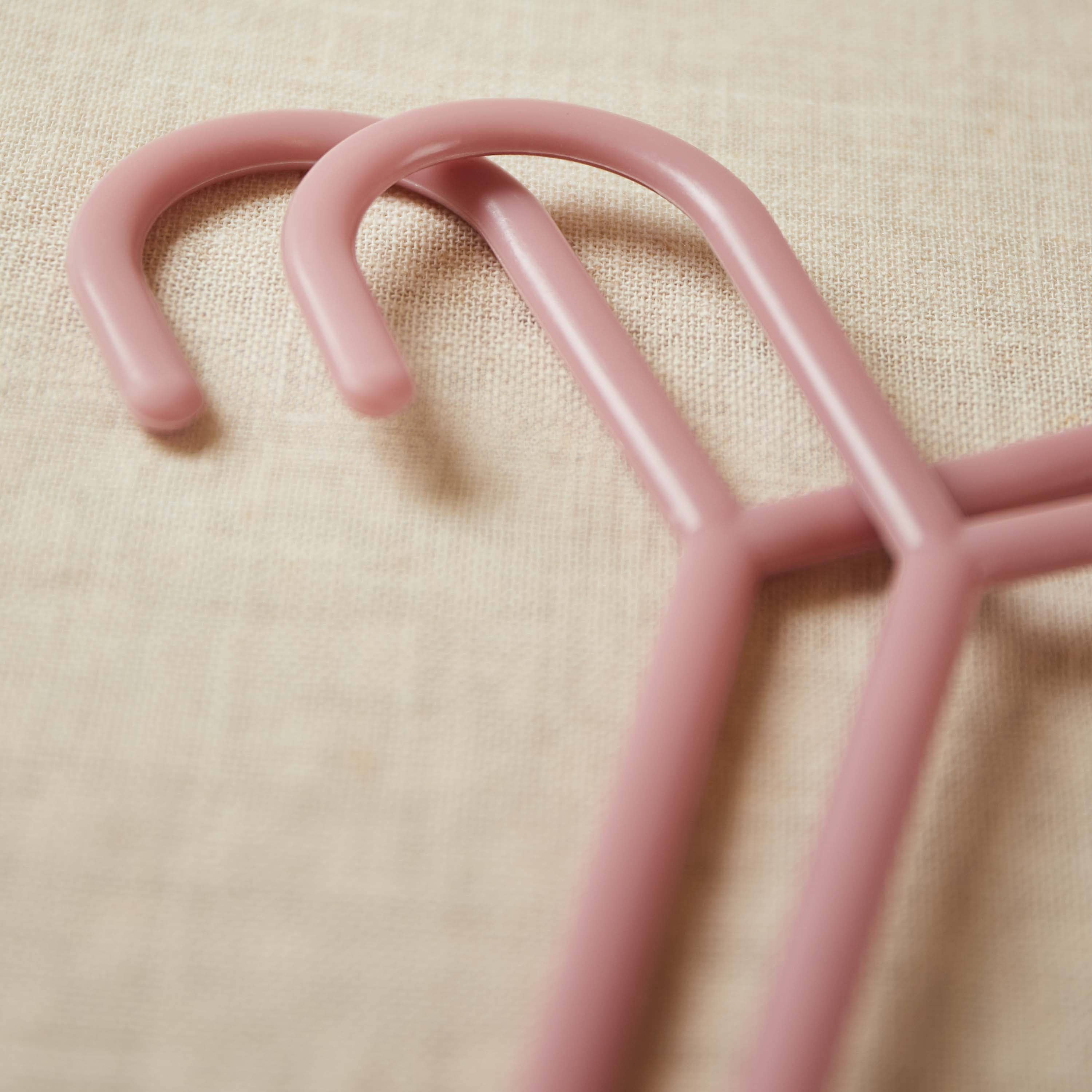 Bieco Spielwaren – wholesale Clothes hangers – Hanger 8-piece set dreamy rose6