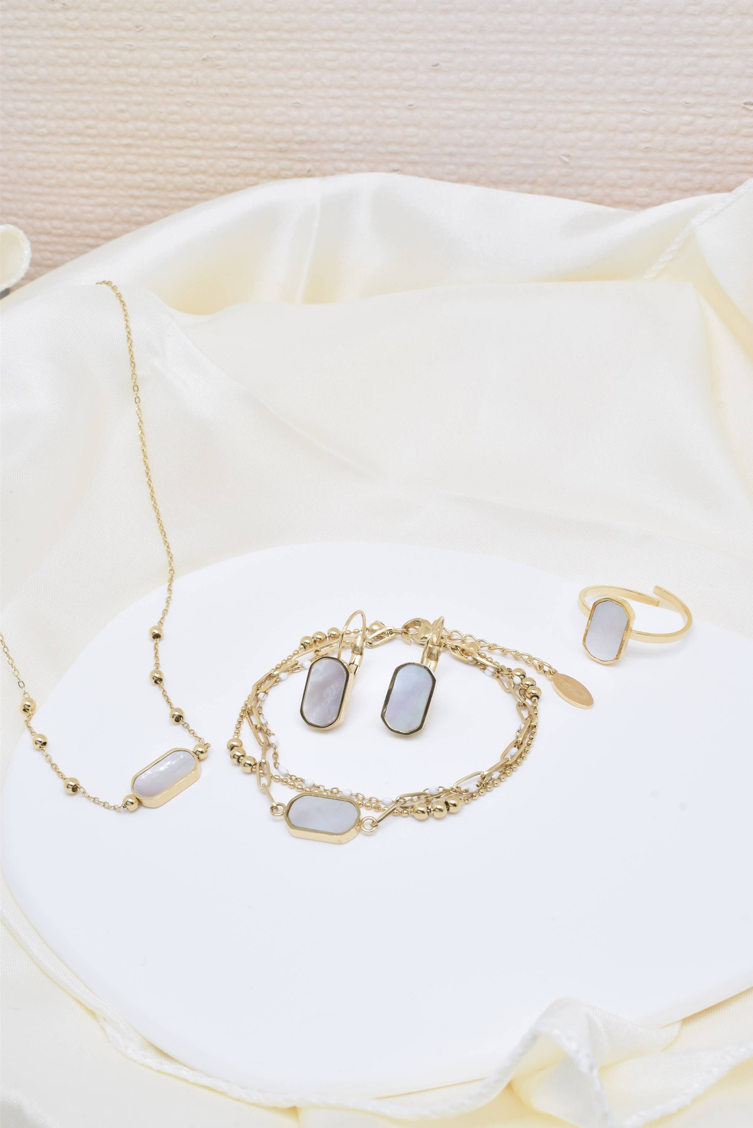 Kapyco - Wholesale Single Stone/Solitaire Ring - Adjustable steel ring with stone - BG210105OR12