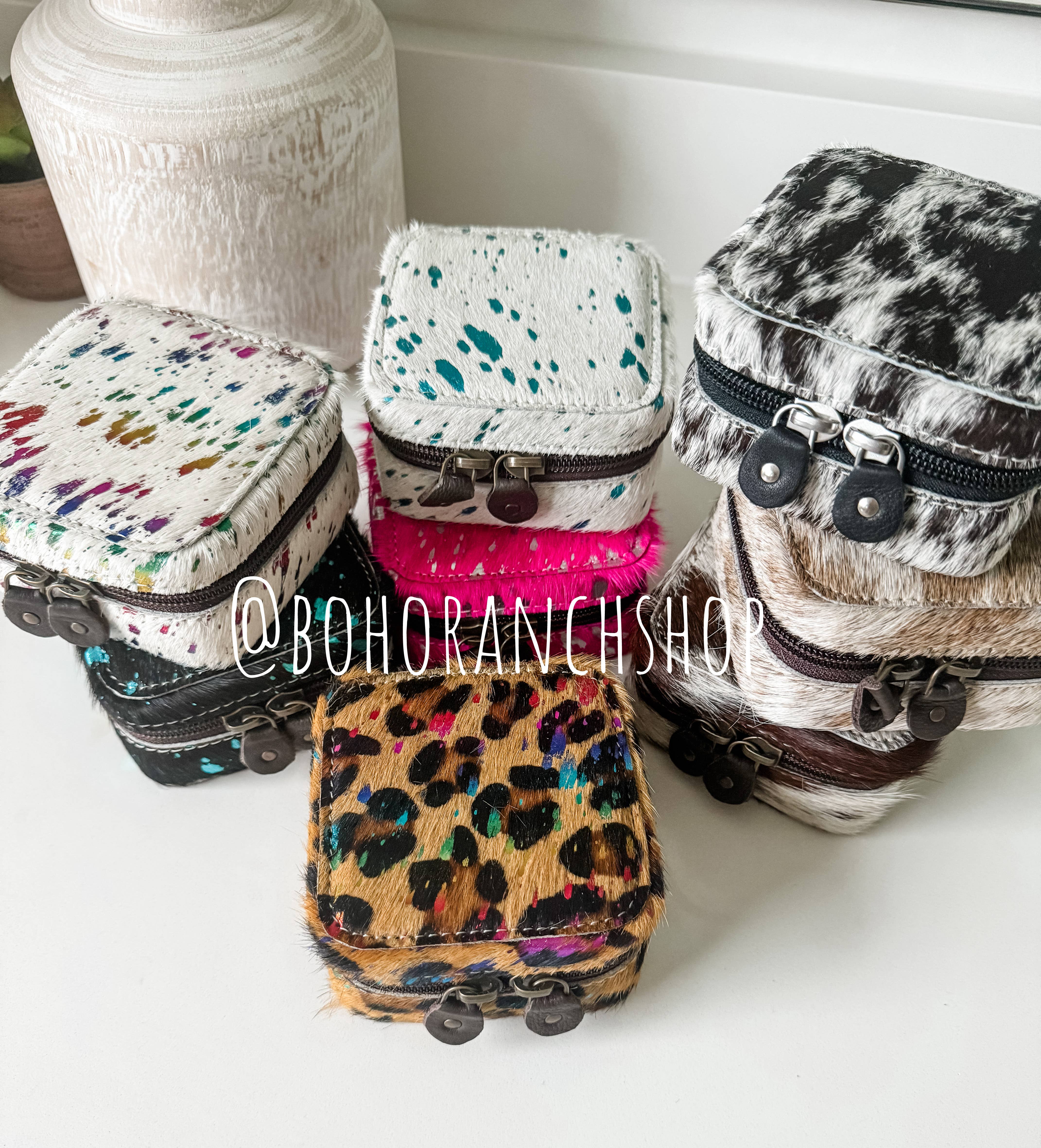 Boho Ranch Shop - Wholesale Jewelry Box/Organizer - MINI COWHIDE JEWELRY BOX Western - travel storage gifts3