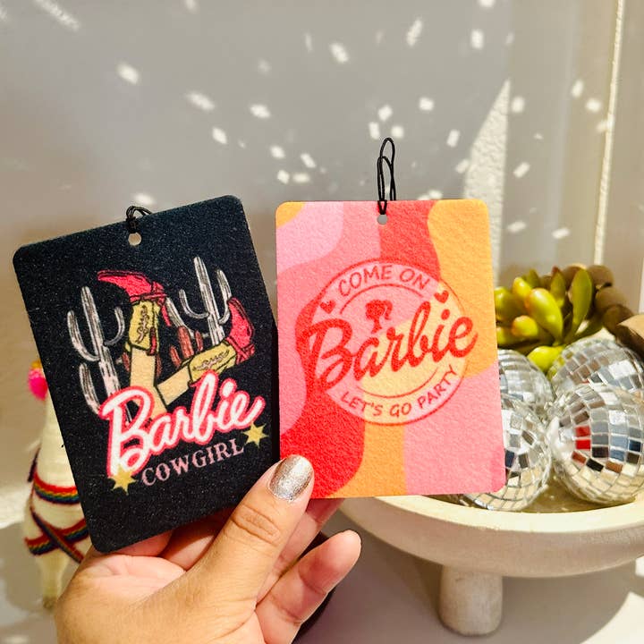Bizzz Designs - Vendita all'ingrosso Deodorante per auto - Donna - Caramelle fresche in feltro a tema Barbie (Air Freshies) | set di 10