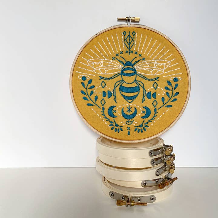 Rikrack - Wholesale Embroidery/Cross Stitch Supplies - Bee Embroidery Kit3