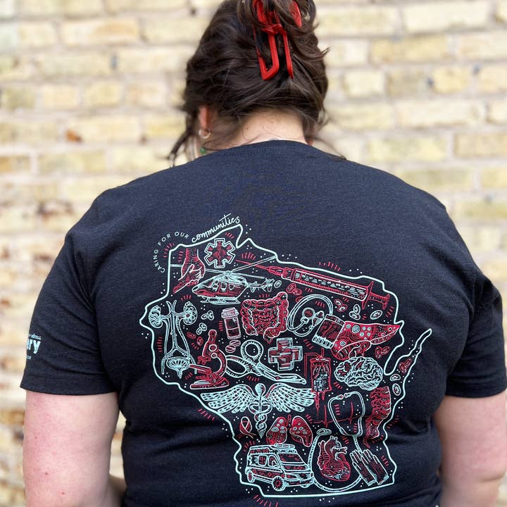 "Zorg voor onze gemeenschappen" - Staat van Wisconsin Icoon Collage Unisex T-shirt voor wholesale door Artery Ink