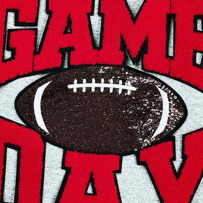 Patch de football en chenille rouge avec patch de football à paillettes pour la vente par Trendy Transfers