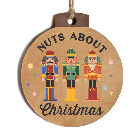 Décorations de Noël avec biscuits aux noix et biscuits Nuts About Christmas pour la vente par Home Accents By Driftless