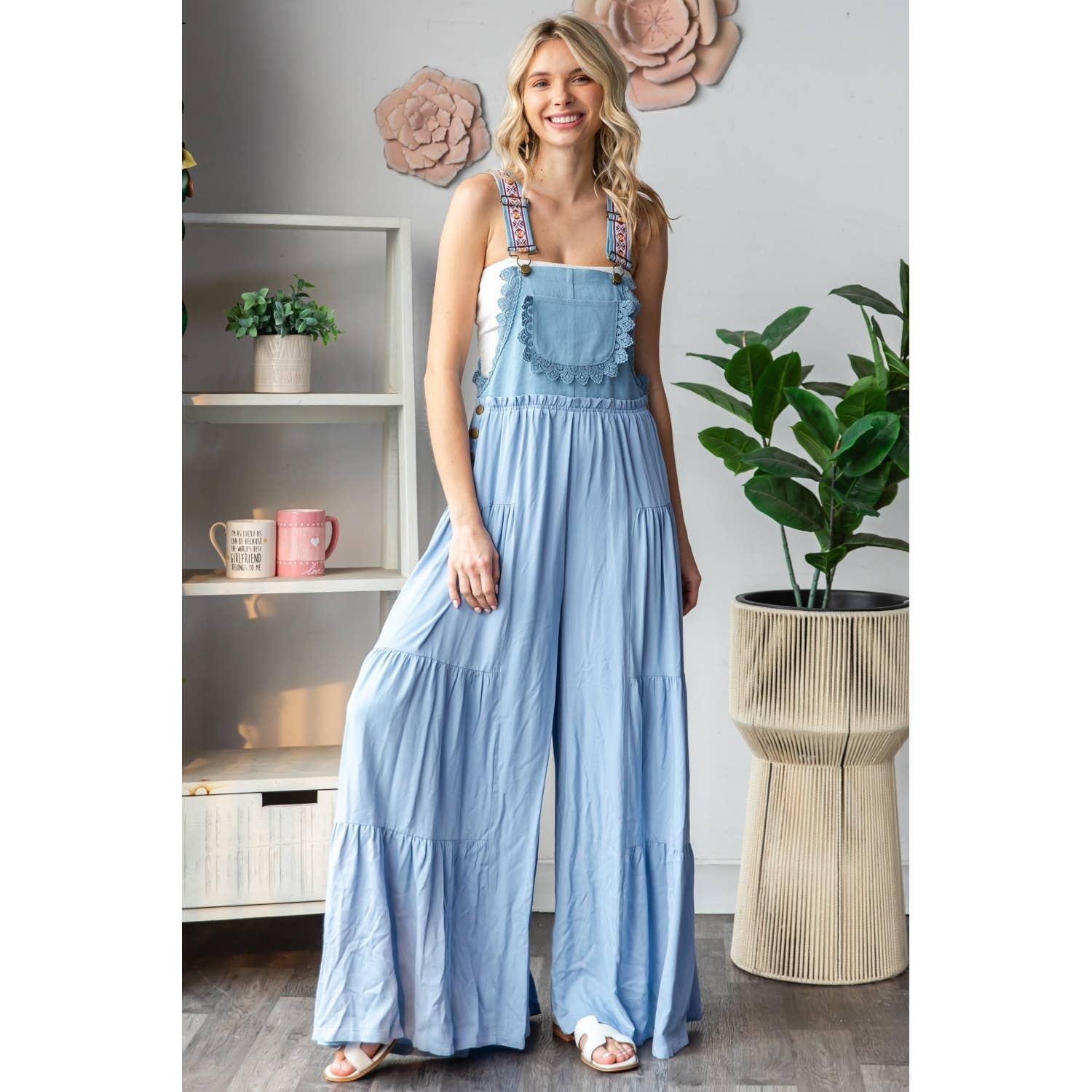 Veveret – Macacão - Mulher por atacado – Macacão fluido com alças bordadas30