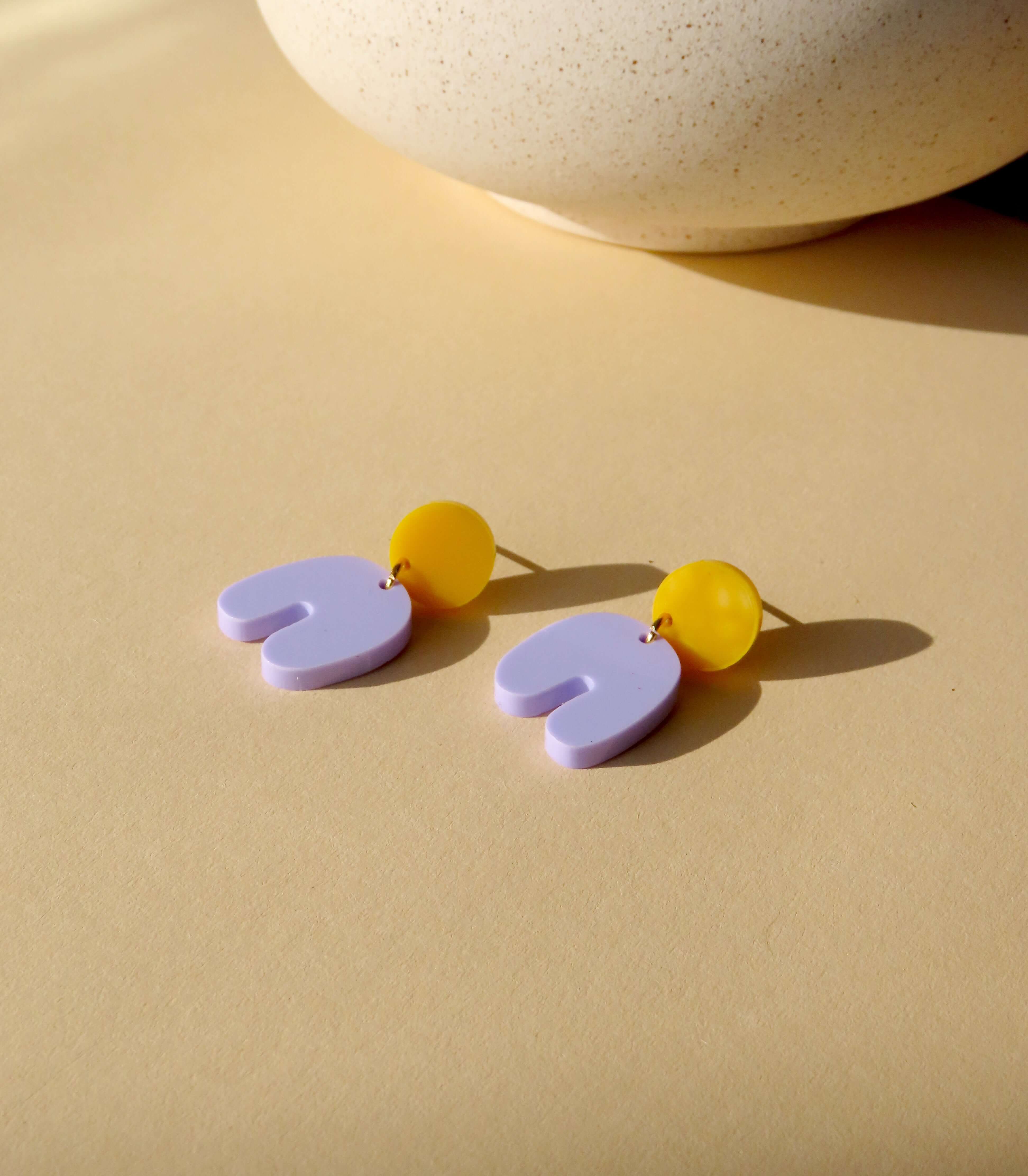 Niemalsmehrohne - Wholesale Dangle Earrings - Golden Yellow Lilac Squishy Arch Bow Earrings1