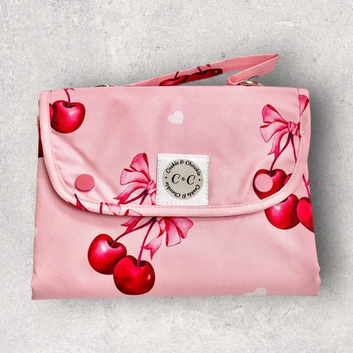 'Take-A-Break' Mat - 'Chérie Amour' for wholesale by Cookie and Chewkie